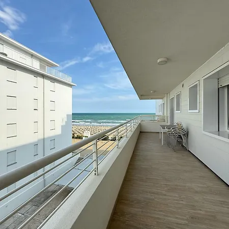 Faro - Walterigato Solo Per Famiglie *